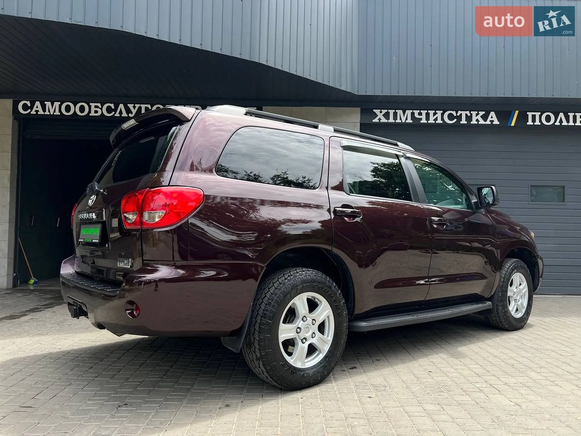 2016 Toyota Sequoia - мініатюра 12