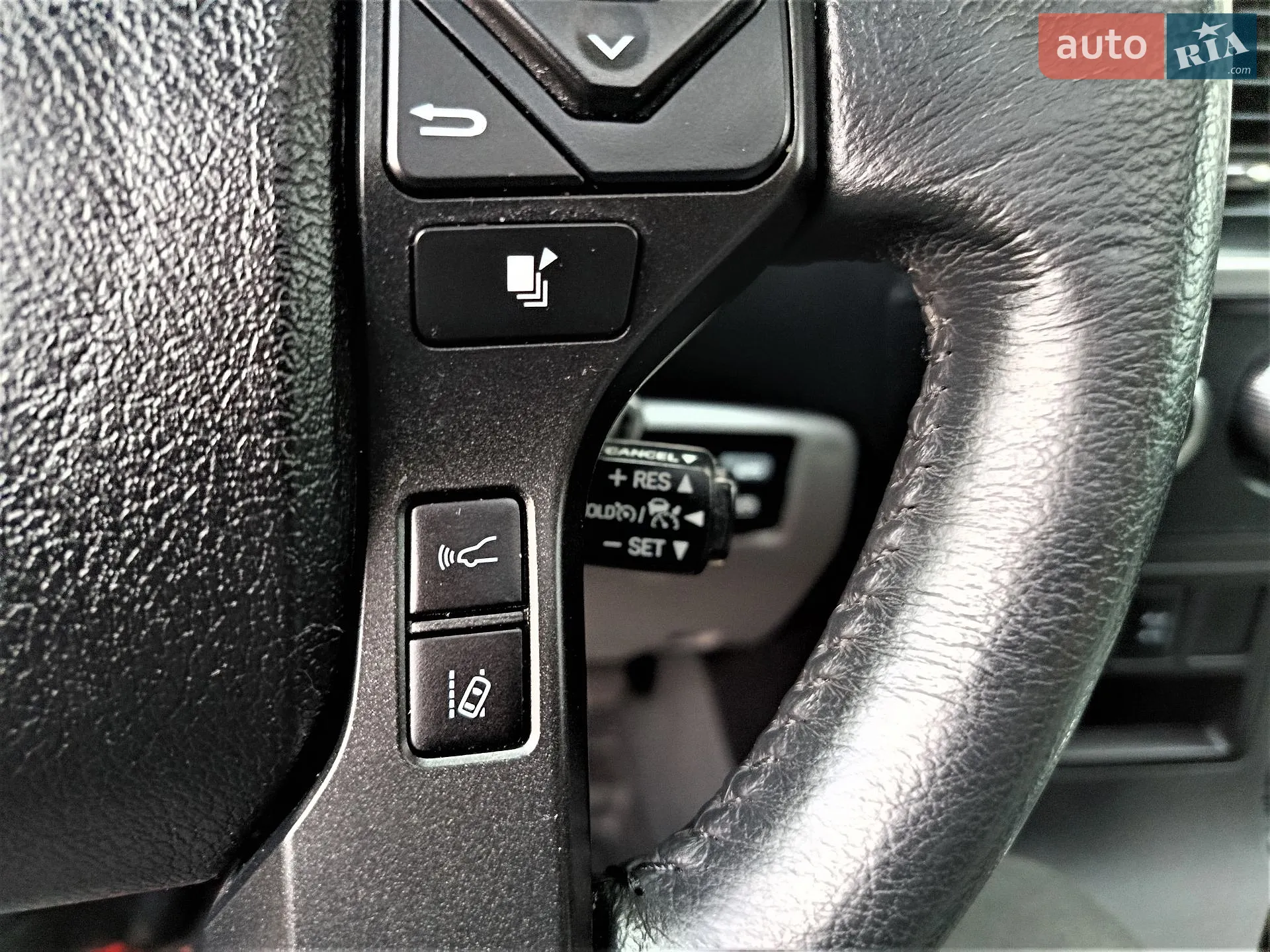 2018 Toyota Sequoia - мініатюра 51