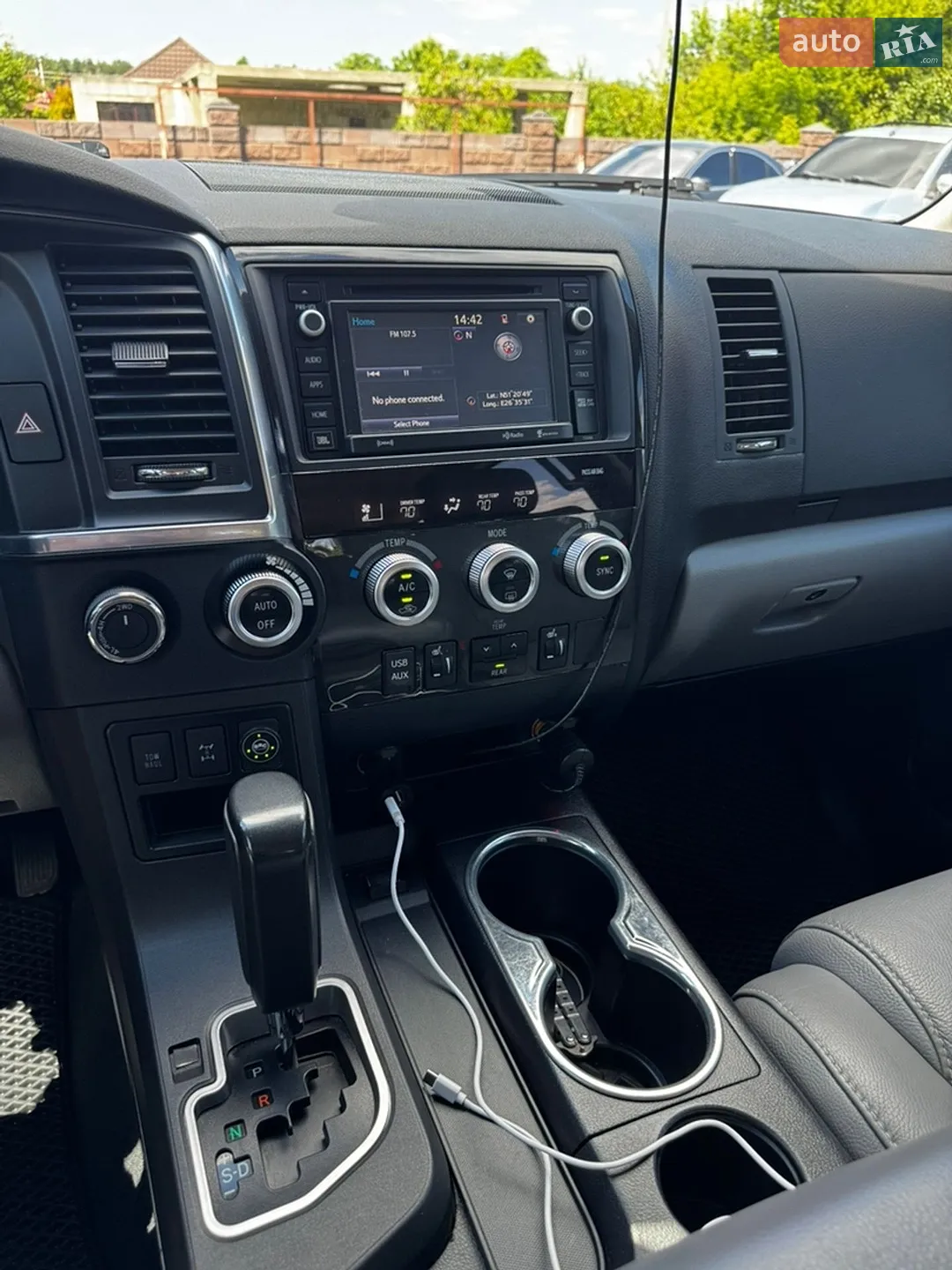 2018 Toyota Sequoia - мініатюра 17