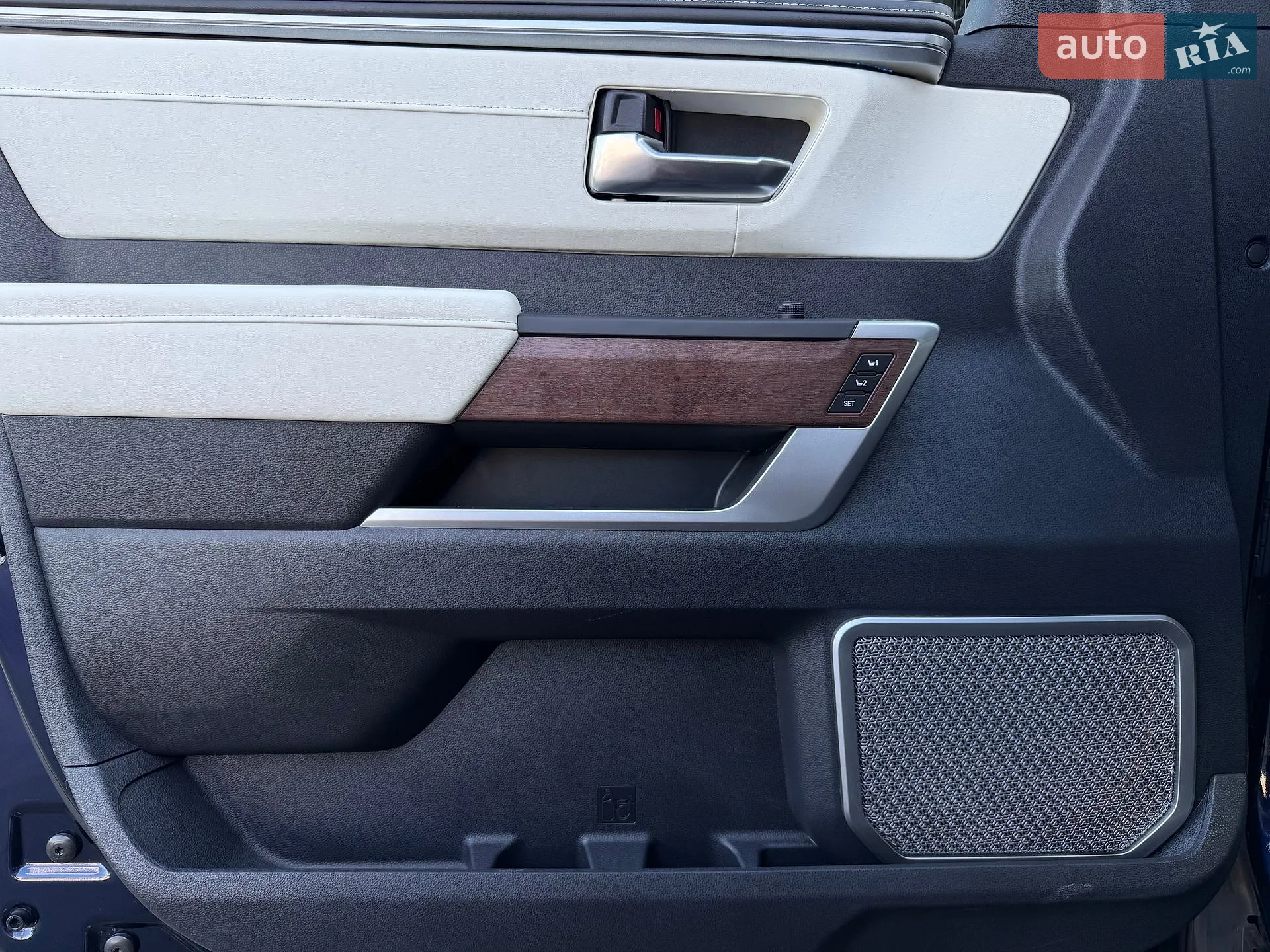 2023 Toyota Sequoia - мініатюра 31