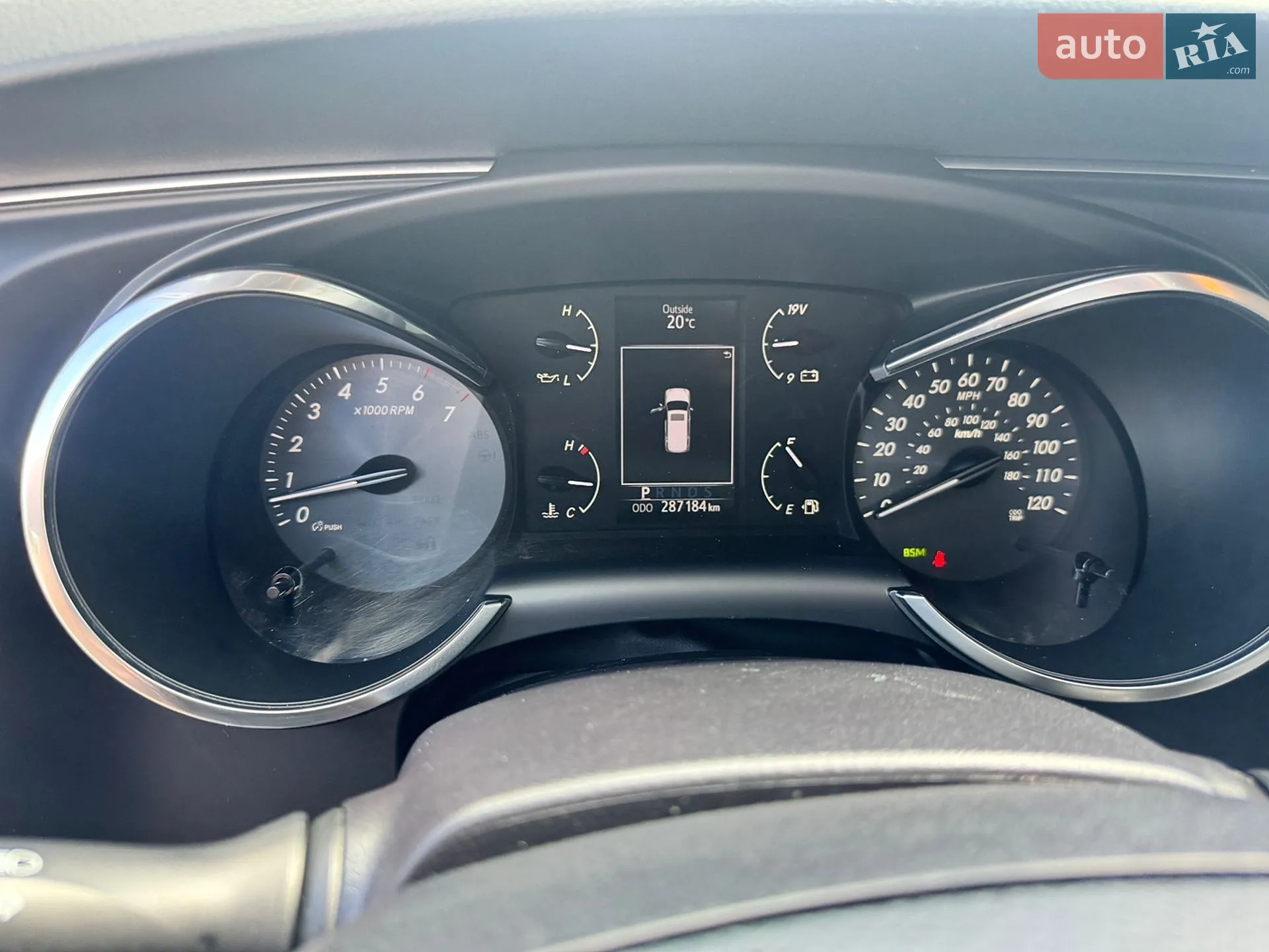 2019 Toyota Sequoia - мініатюра 21