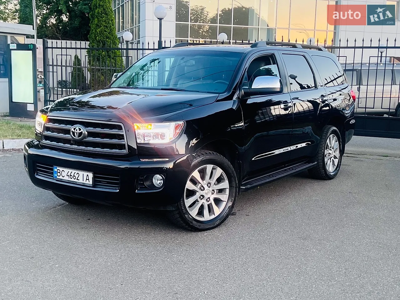 2016 Toyota Sequoia - мініатюра 32