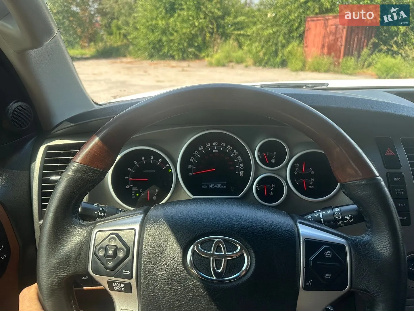 2016 Toyota Sequoia - мініатюра 8