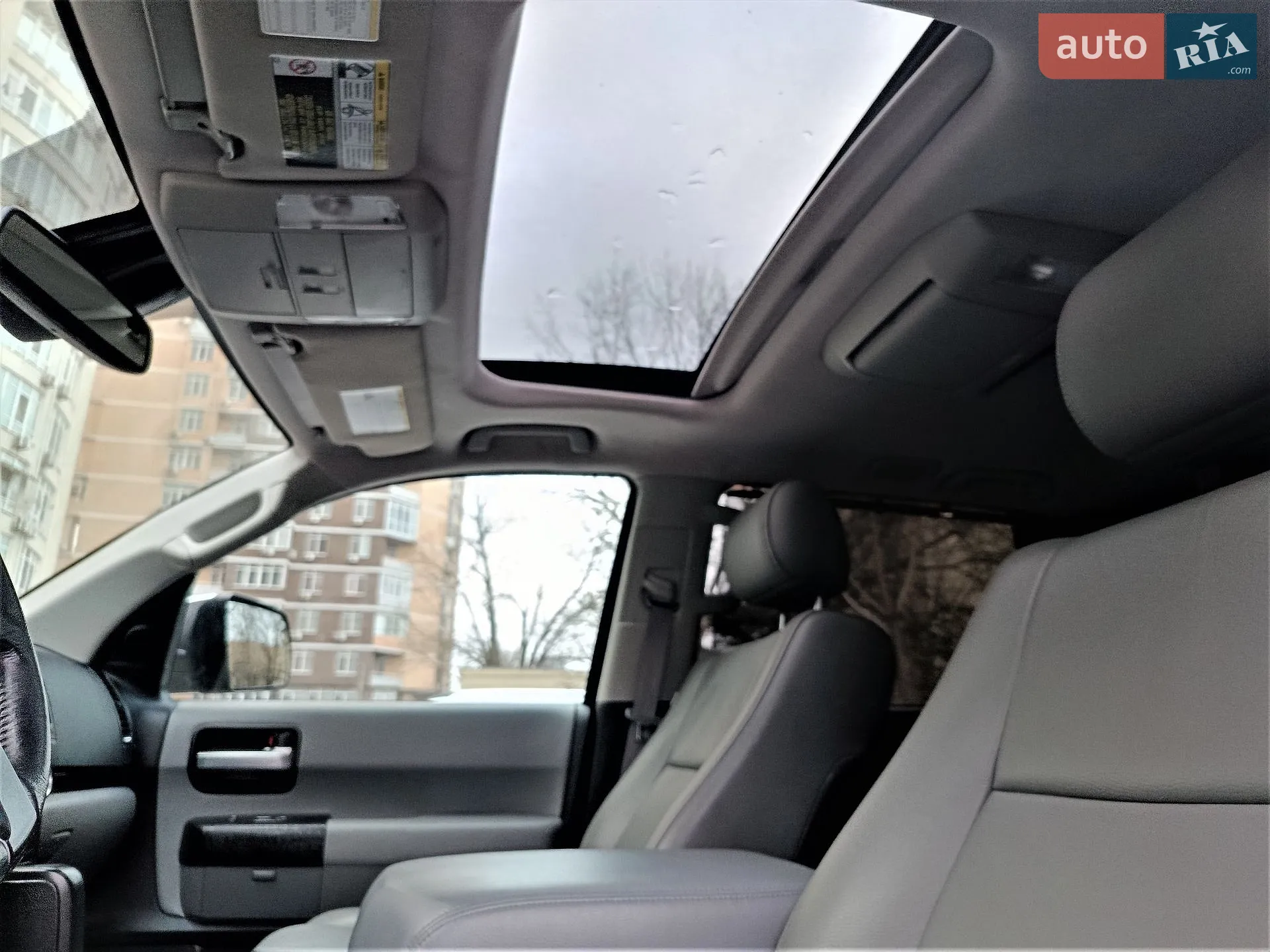 2018 Toyota Sequoia - мініатюра 29