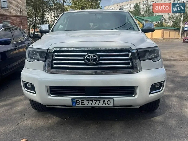 Toyota Sequoia
