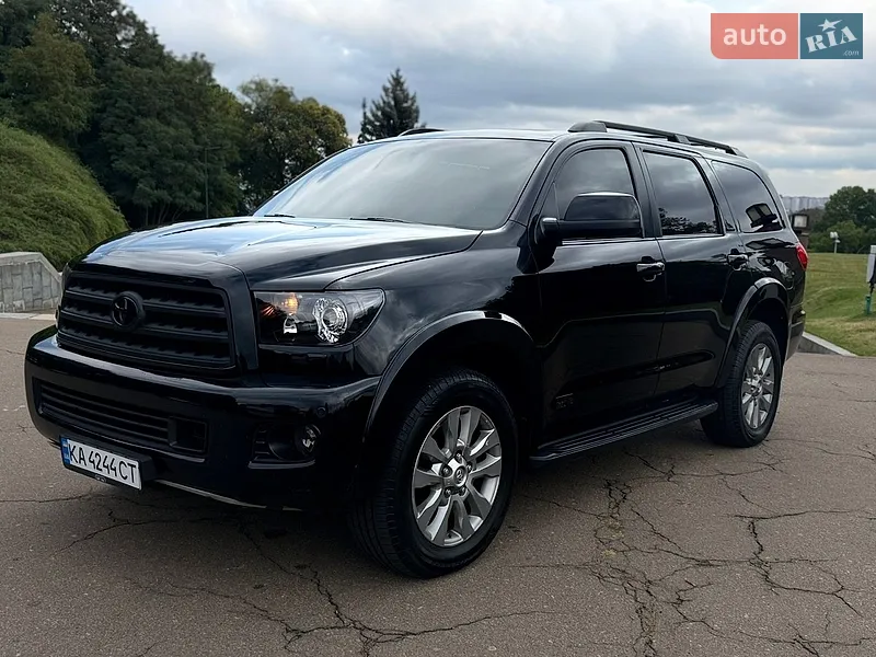 Toyota Sequoia