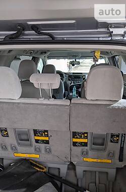 Универсал Toyota Sienna 2011 в Киеве