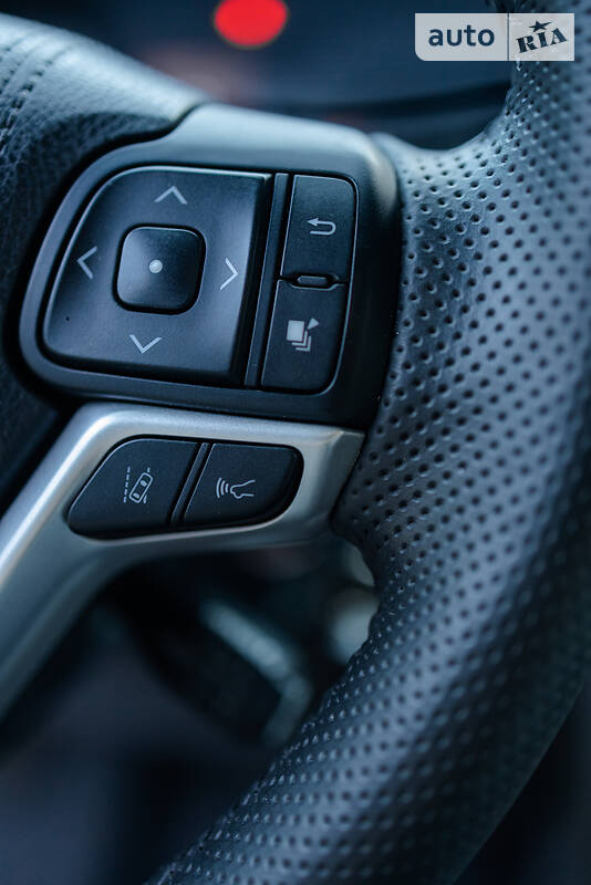 Минивэн Toyota Sienna 2018 в Киеве