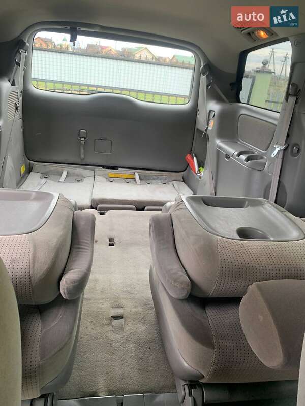 Універсал Toyota Sienna 2006 в Сокалі