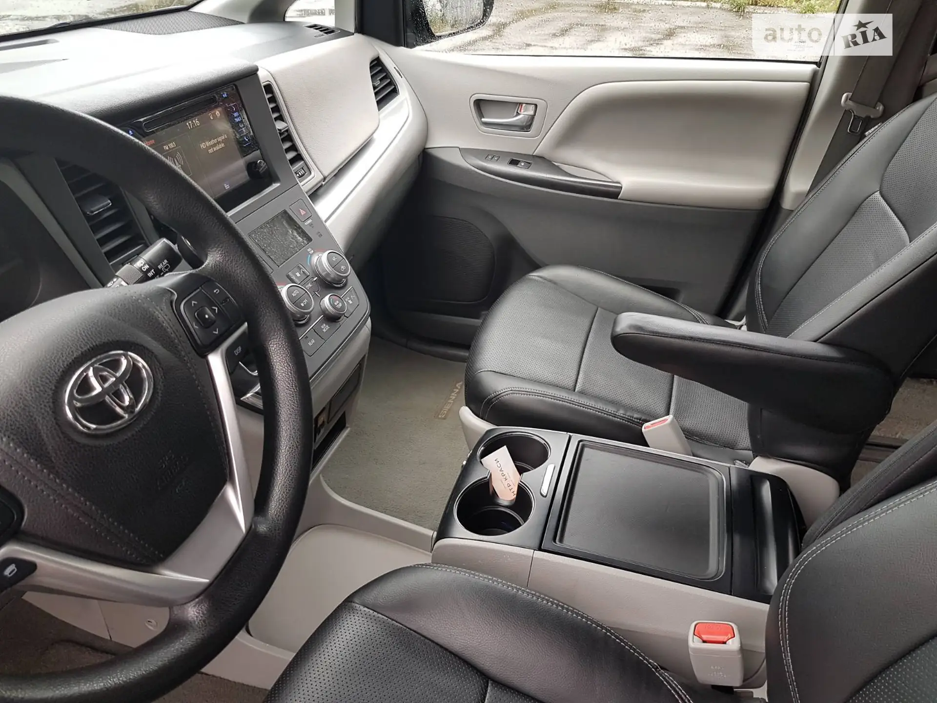 2015 Toyota Sienna - мініатюра 13
