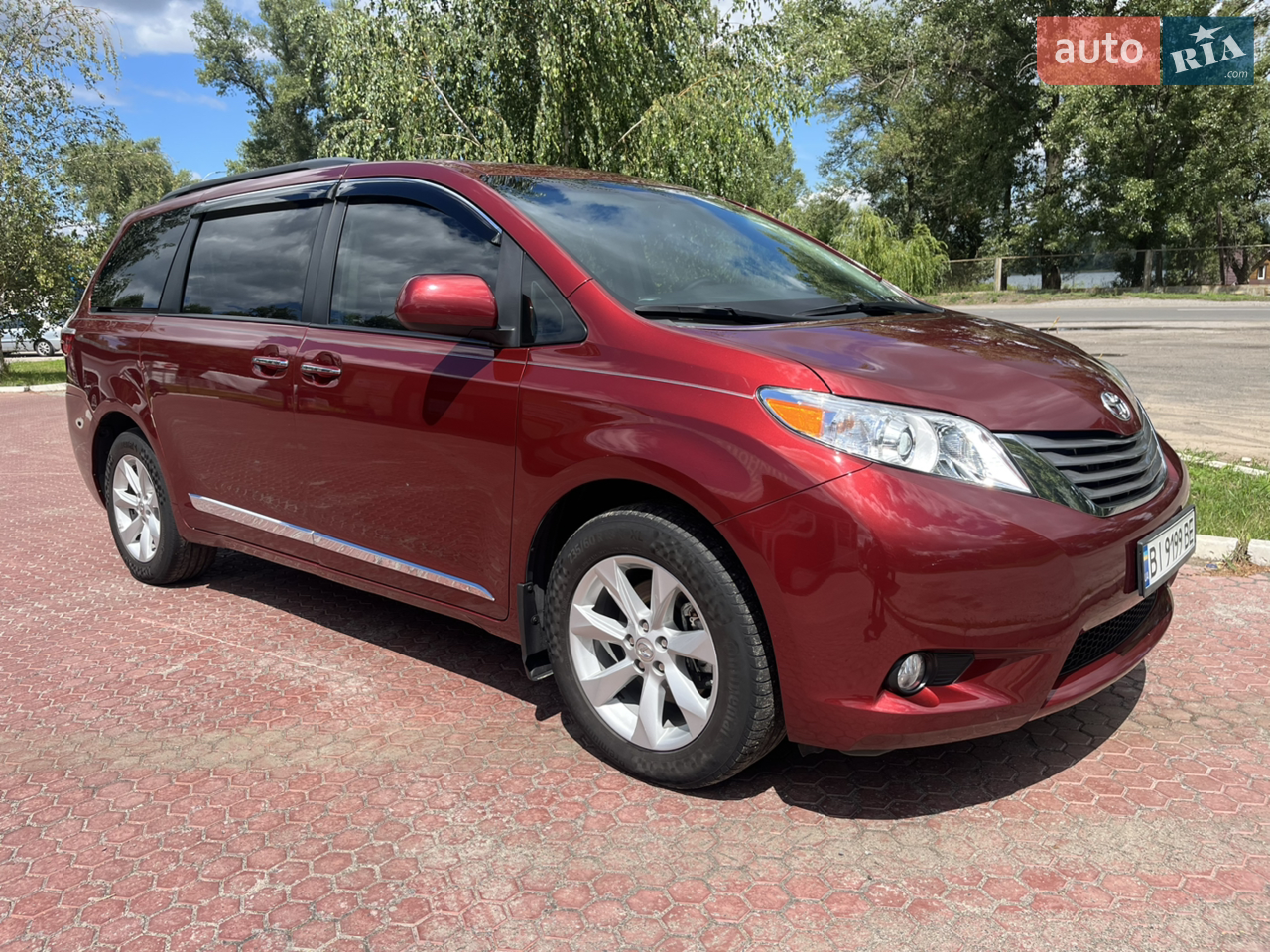 2017 Toyota Sienna - мініатюра 16