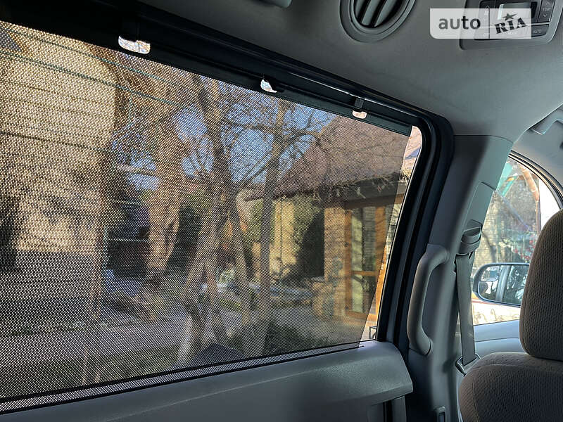 Мінівен Toyota Sienna 2015 в Ізмаїлі