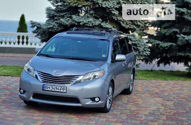 Минивэн Toyota Sienna 2016 в Одессе