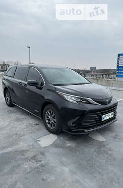 Мінівен Toyota Sienna 2021 в Києві