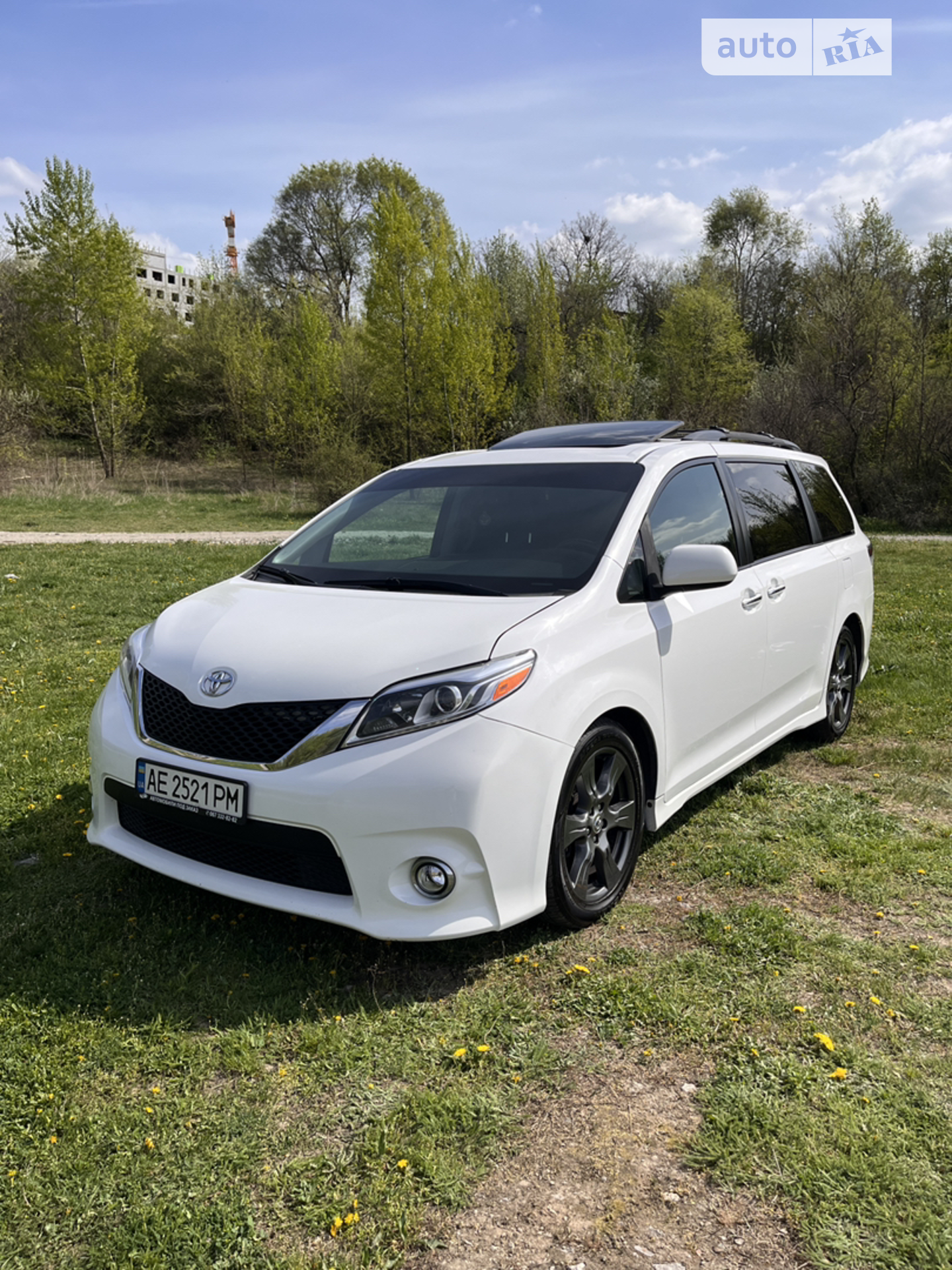 2016 Toyota Sienna - мініатюра 56