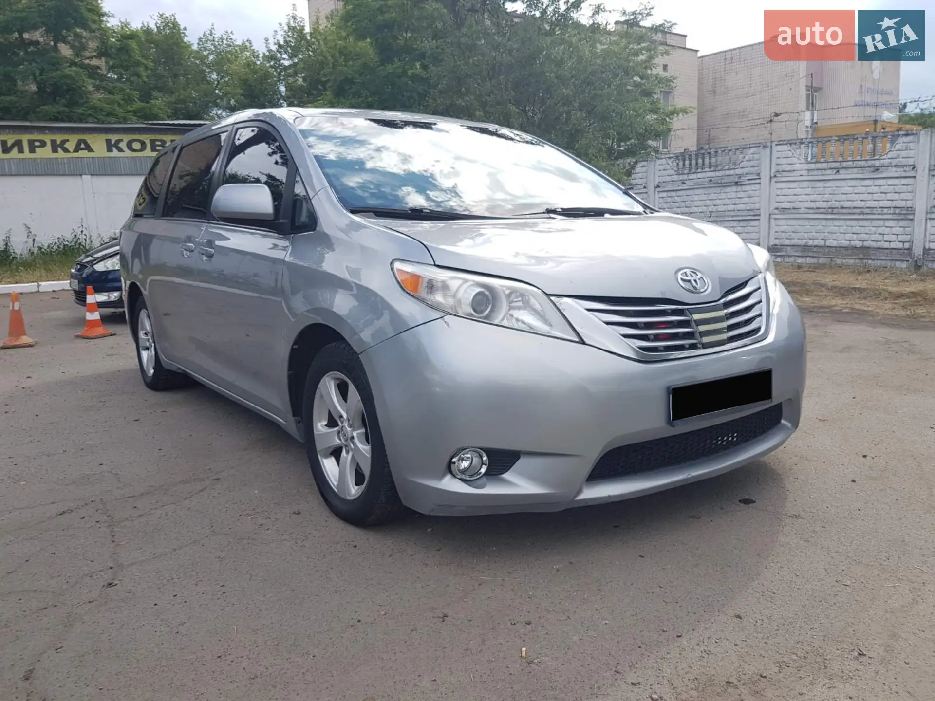 2015 Toyota Sienna - мініатюра 7