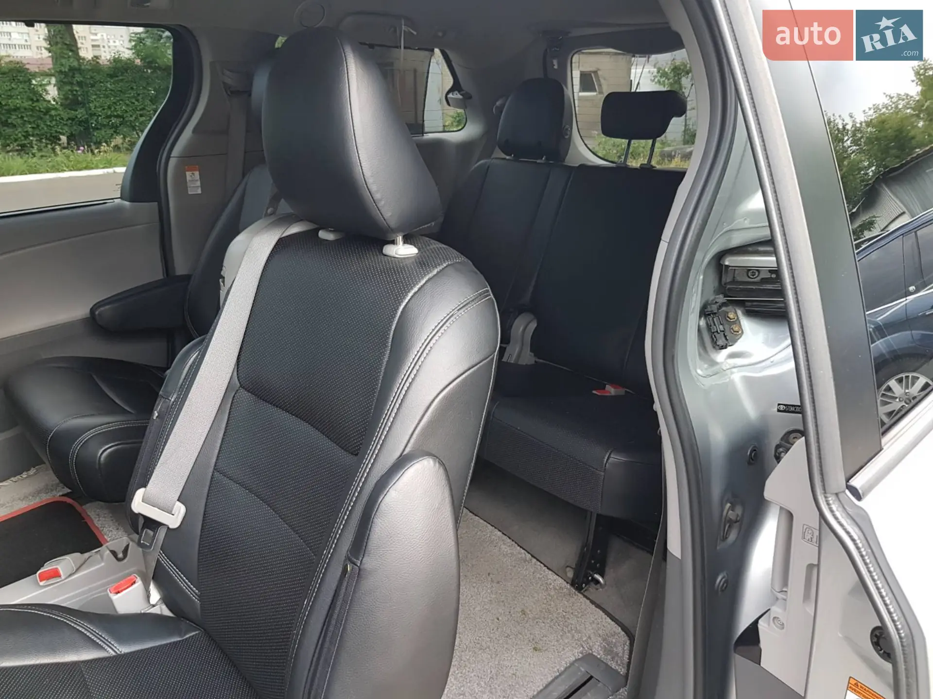 2015 Toyota Sienna - мініатюра 29