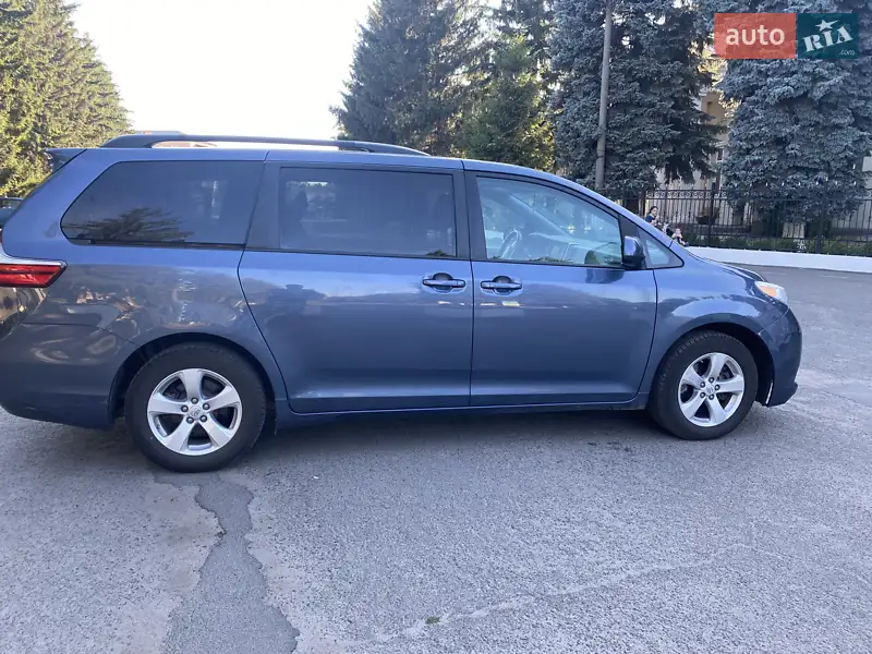 Toyota Sienna 2017 VIN 5TDKZ3DC7HS817477 фото оголошення 8 з 76