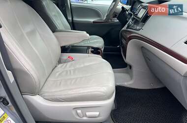 Минивэн Toyota Sienna 2012 в Одессе