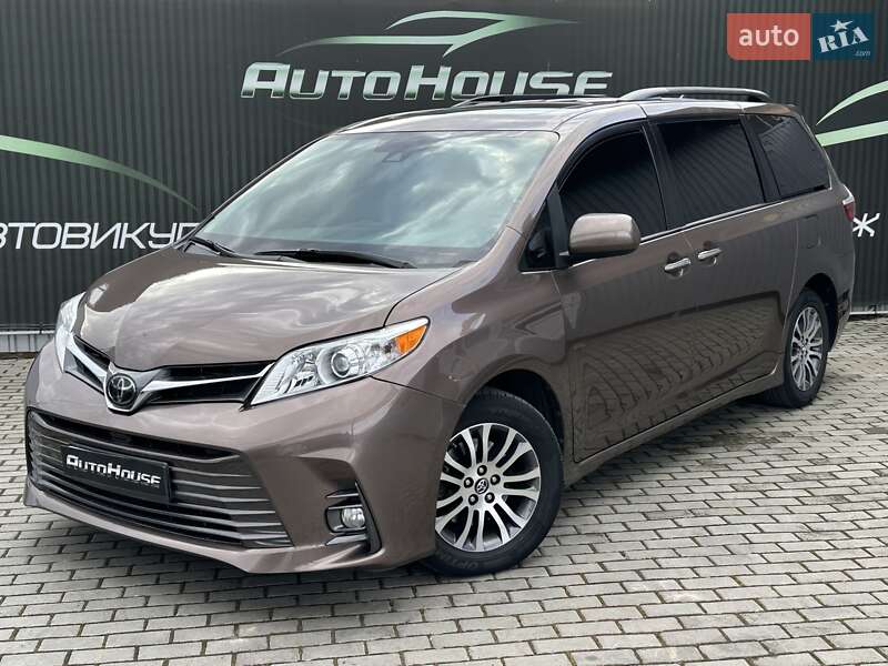 Toyota Sienna 2019