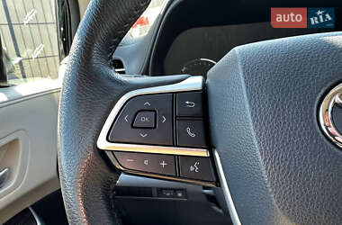 Мінівен Toyota Sienna 2021 в 