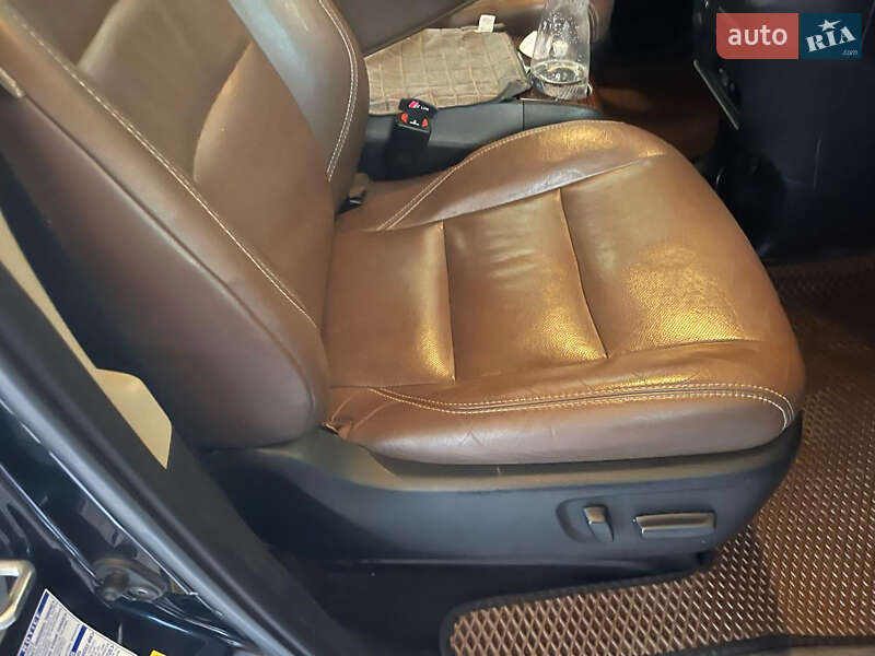 Мінівен Toyota Sienna 2017 в Харкові