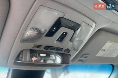 Минивэн Toyota Sienna 2019 в 