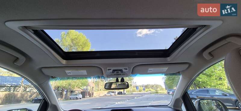 Мінівен Toyota Sienna 2013 в Києві