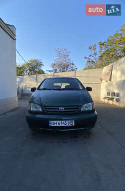 Мінівен Toyota Sienna 2002 в Одесі