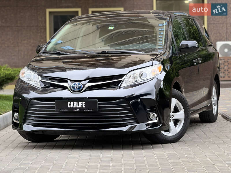 Toyota Sienna 2019