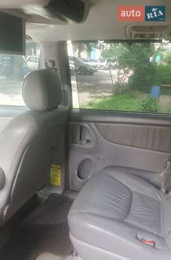 Минивэн Toyota Sienna 2007 в 