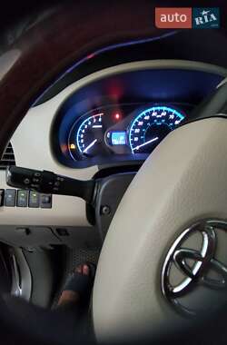 Мінівен Toyota Sienna 2013 в Дніпрі