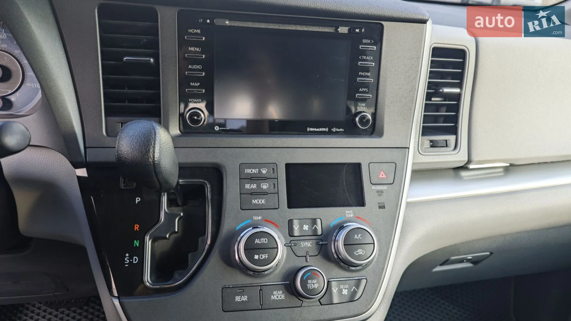 2019 Toyota Sienna - мініатюра 15