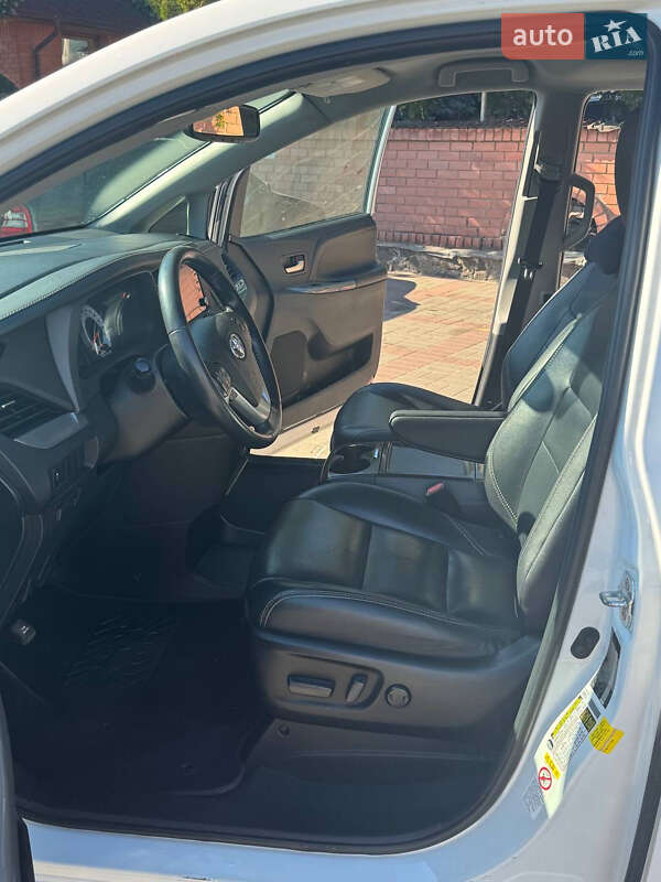 Минивэн Toyota Sienna 2019 в Броварах фото 9 Минивэн Toyota Sienna 2019 в Броварах