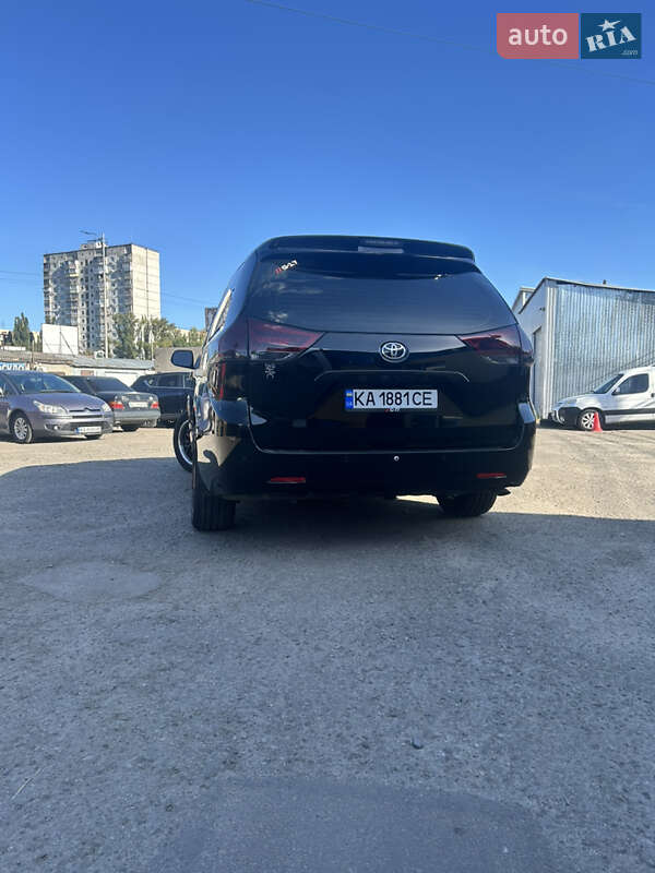 Мінівен Toyota Sienna 2011 в Києві фото 5 Мінівен Toyota Sienna 2011 в Києві