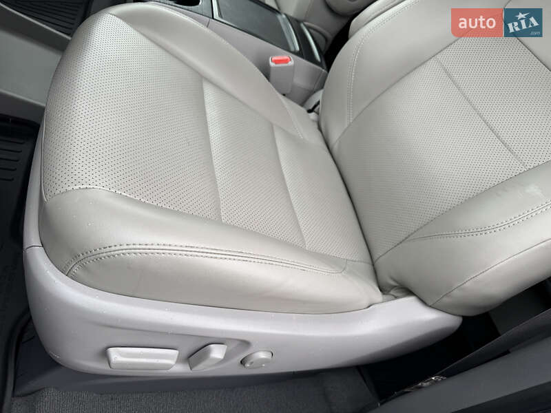 Минивэн Toyota Sienna 2019 в Киеве