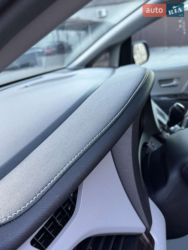 Мінівен Toyota Sienna 2016 в Дніпрі фото 24 Мінівен Toyota Sienna 2016 в Дніпрі