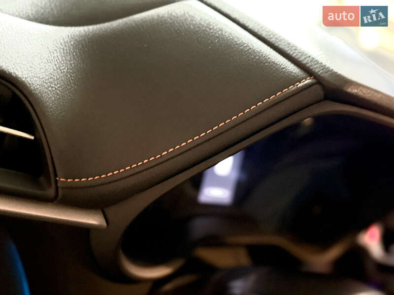 Минивэн Toyota Sienna 2022 в Киеве