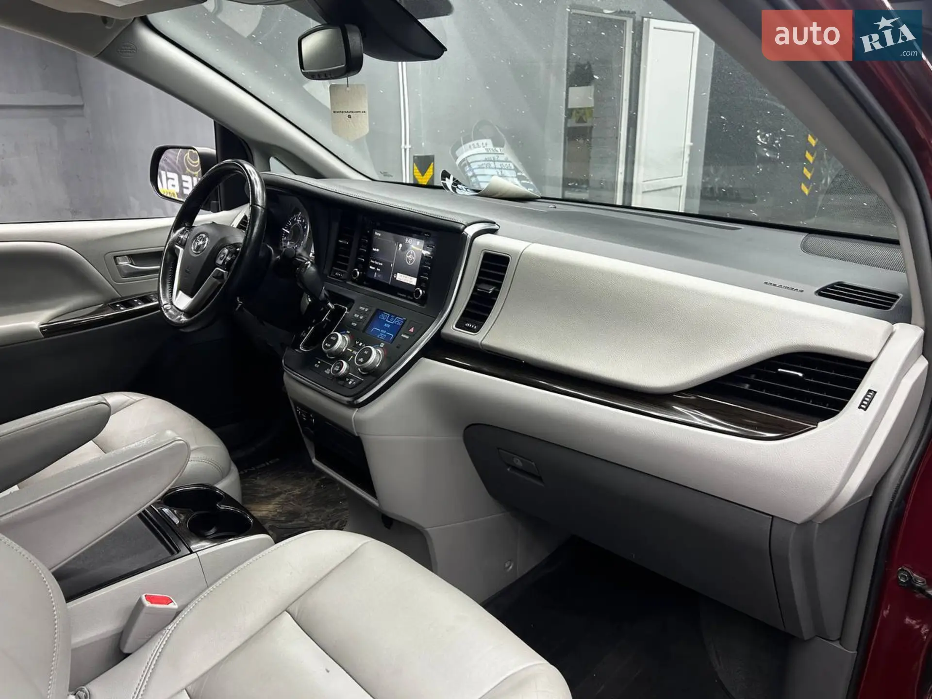 2018 Toyota Sienna - мініатюра 21