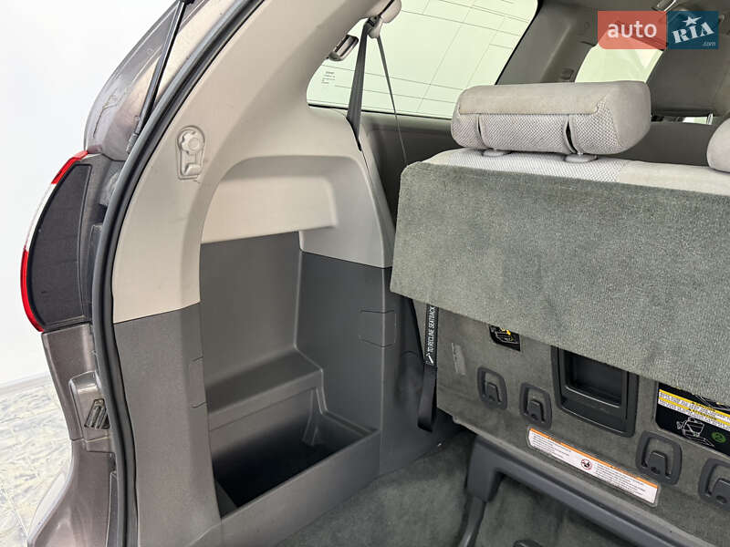 Минивэн Toyota Sienna 2015 в Одессе