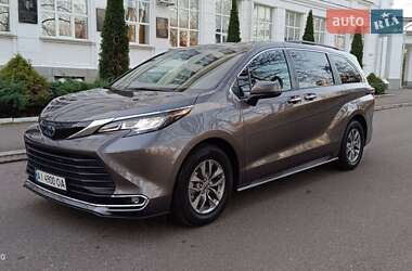 Минивэн Toyota Sienna 2023 в Белой Церкви