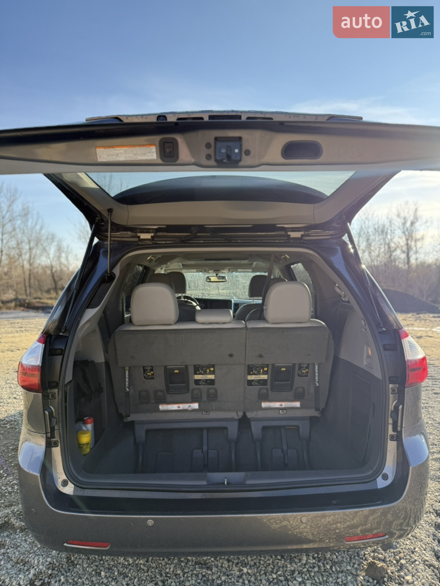 2017 Toyota Sienna - мініатюра 4