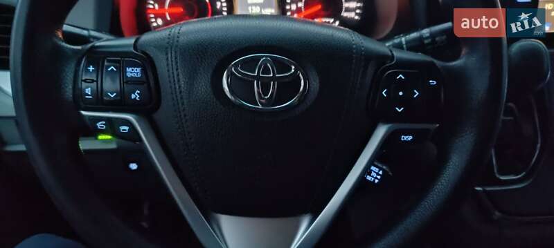 Минивэн Toyota Sienna 2015 в Черновцах фото 44 Минивэн Toyota Sienna 2015 в Черновцах