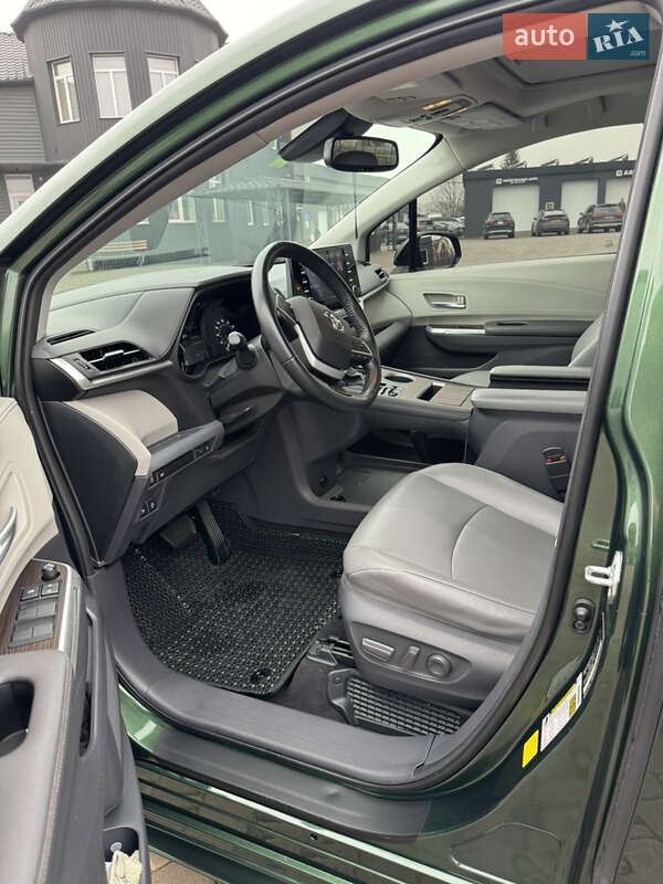 Минивэн Toyota Sienna 2021 в Белой Церкви фото 11 Минивэн Toyota Sienna 2021 в Белой Церкви