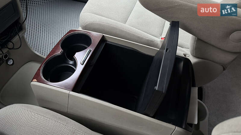 Мінівен Toyota Sienna 2019 в Одесі