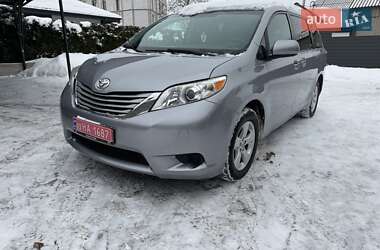 Минивэн Toyota Sienna 2016 в Белой Церкви
