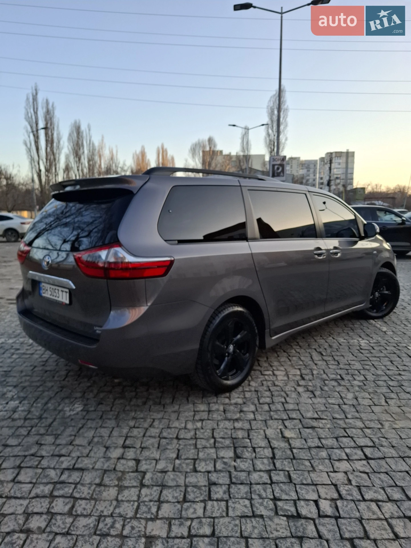 2019 Toyota Sienna - мініатюра 5