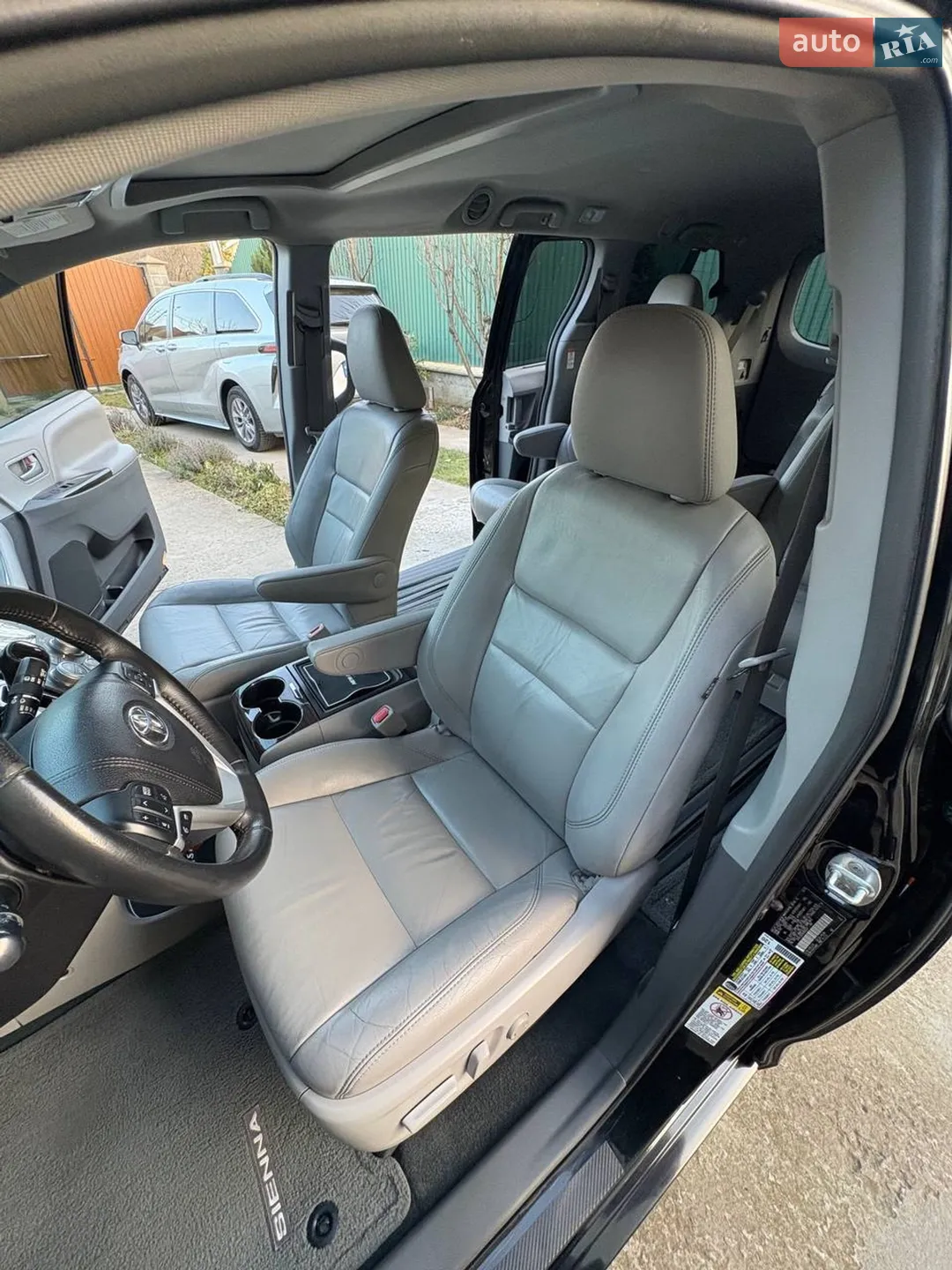 2017 Toyota Sienna - мініатюра 23
