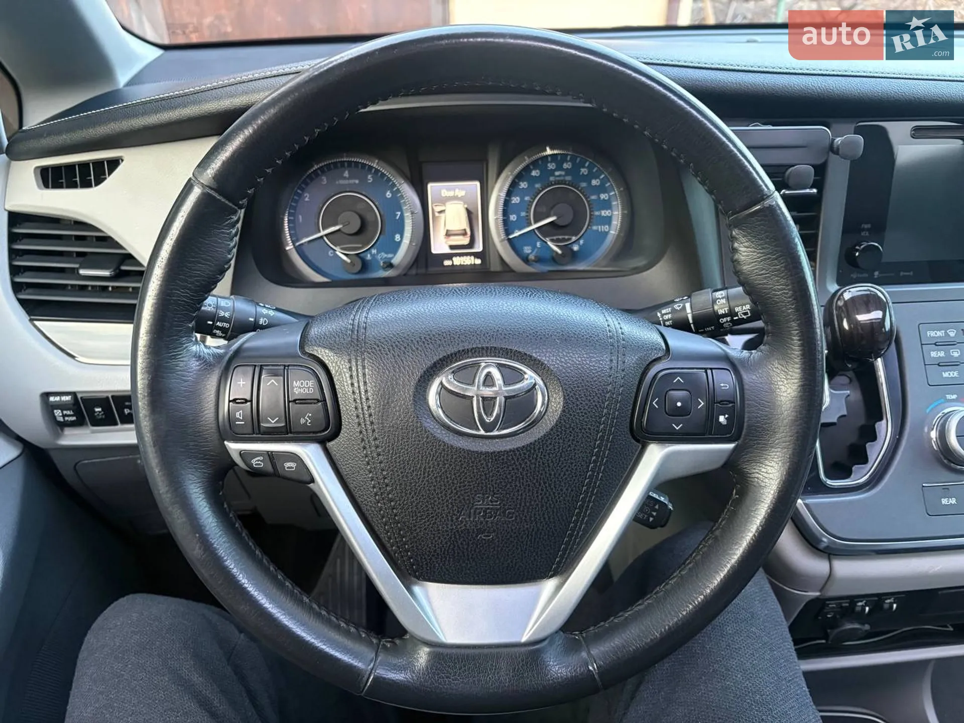 2017 Toyota Sienna - мініатюра 16