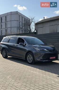 Минивэн Toyota Sienna 2025 в Белой Церкви